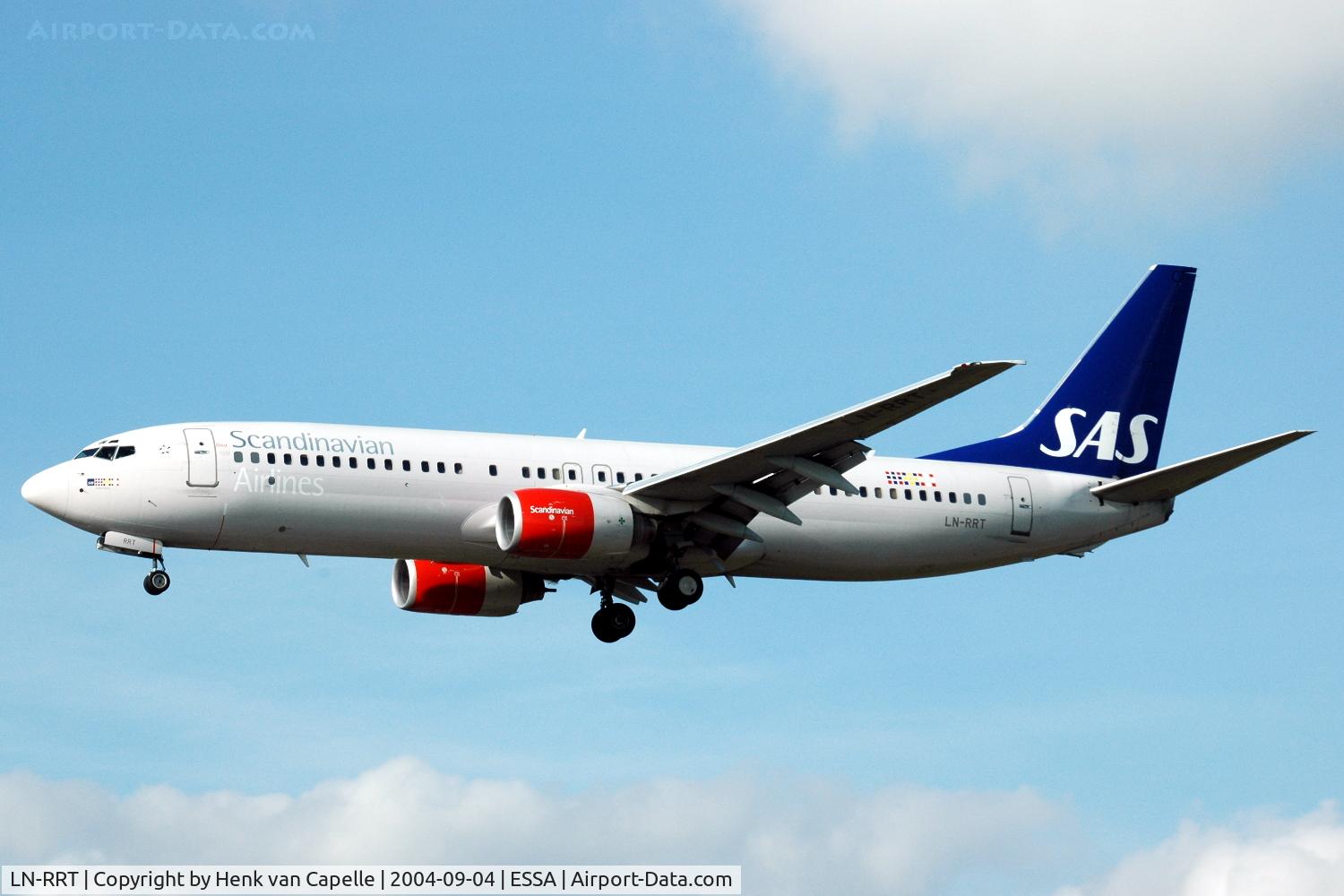 LN-RRT, 2001 Boeing 737-883 C/N 28326, Scandinavian Boeing 737-800 about to land at Stockholm Arlanda.