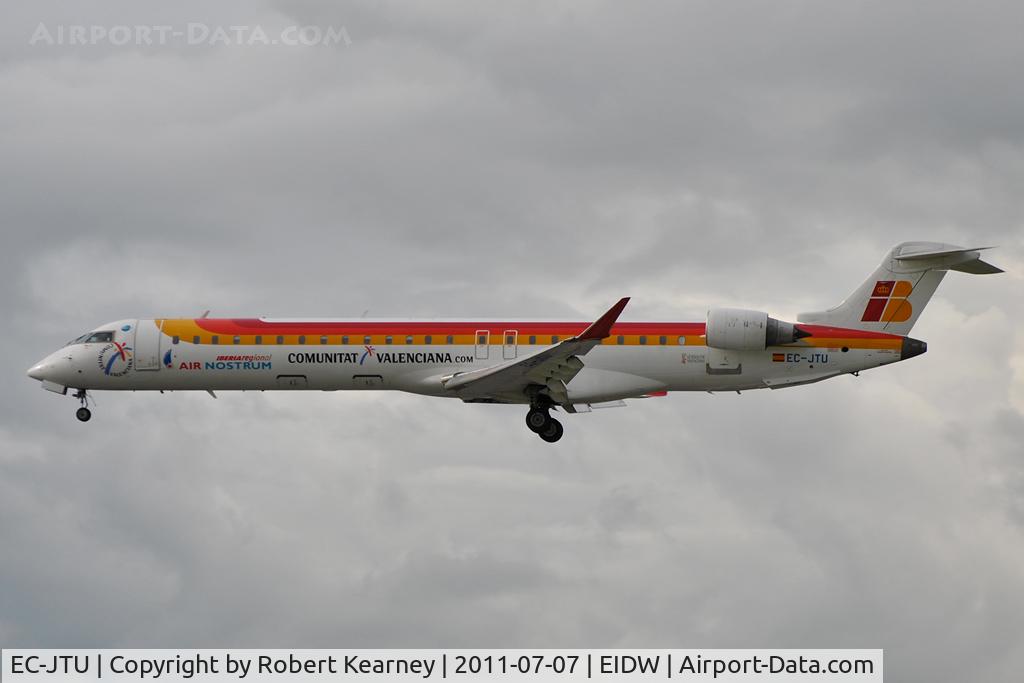 EC-JTU, 2006 Bombardier CRJ-900 (CL-600-2D24) C/N 15079, On short finals for r/w 28