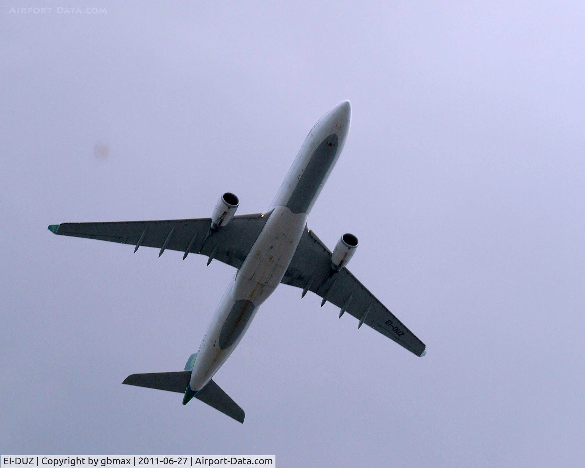 EI-DUZ, 2007 Airbus A330-302 C/N 847, Flying @ ~3,500 feet high, going to a landing at JFK