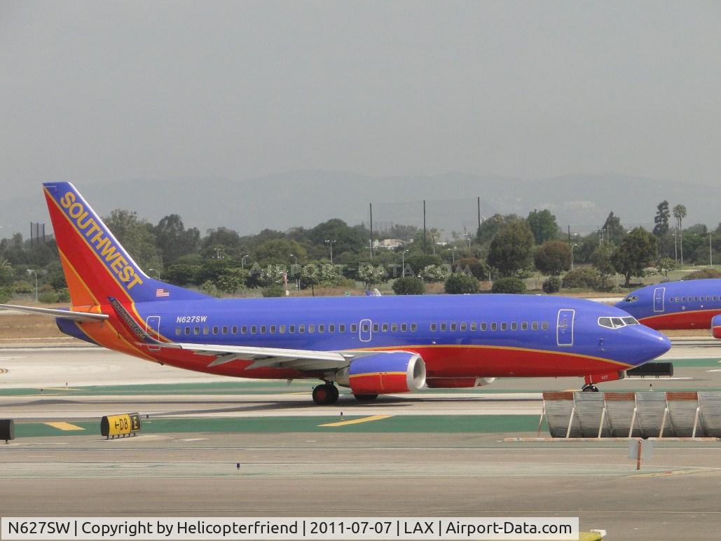 N627SW, 1996 Boeing 737-3H4 C/N 27935, Taxiing to runway 24L for take off