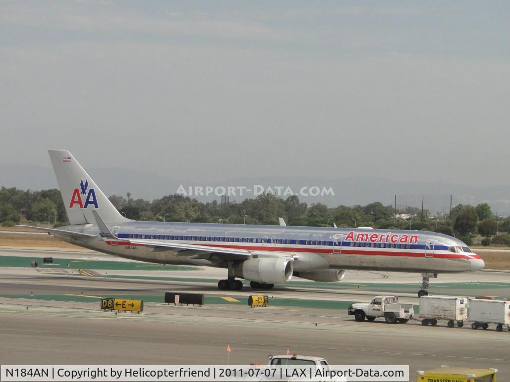 N184AN, 1999 Boeing 757-223 C/N 29594, Taxiing to runway 24L for take off