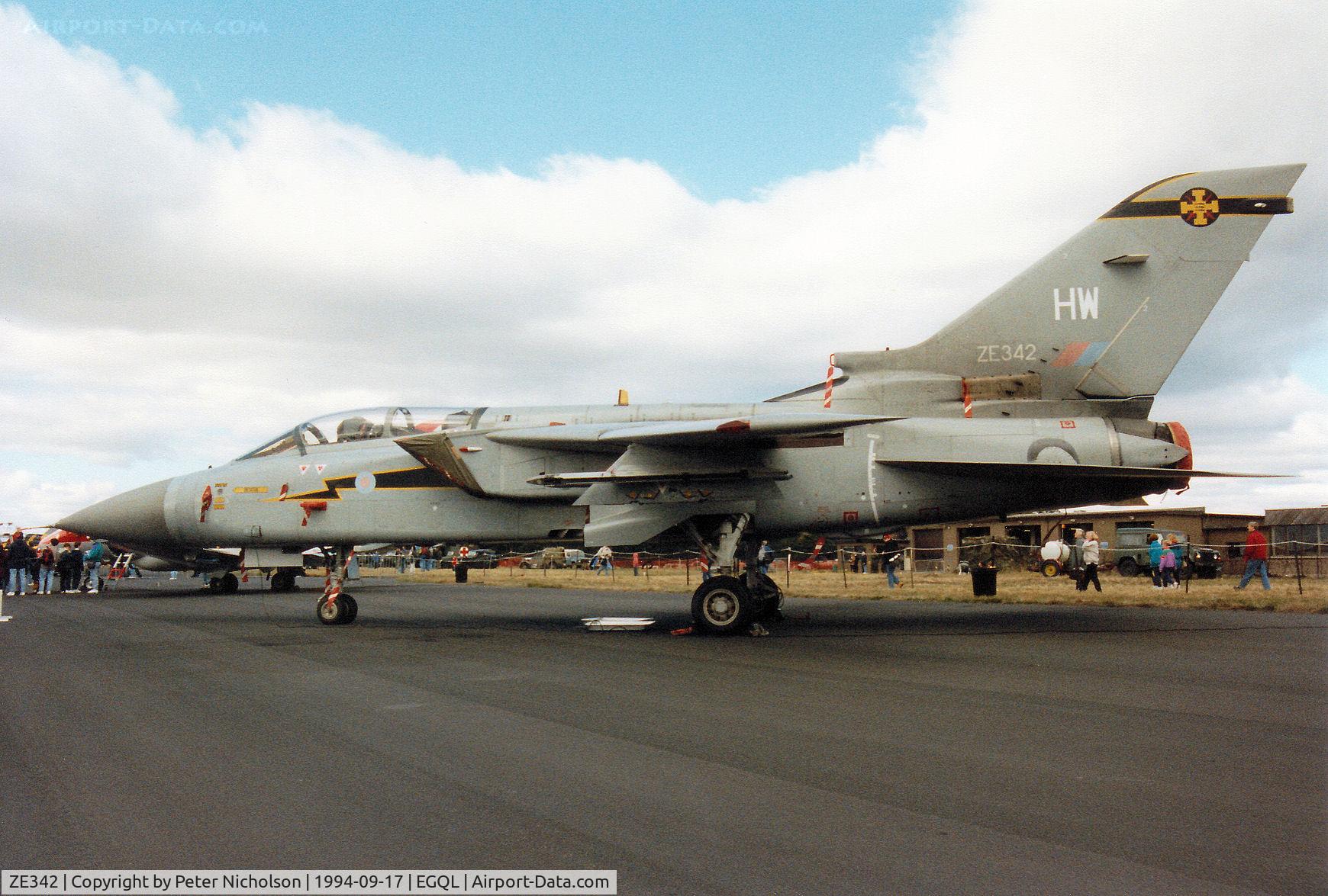ZE342, 1987 Panavia Tornado F.3 C/N 647/AS044/3288, Tornado F.3 of 111 Squadron on display at the 1994 RAF Leuchars Airshow.