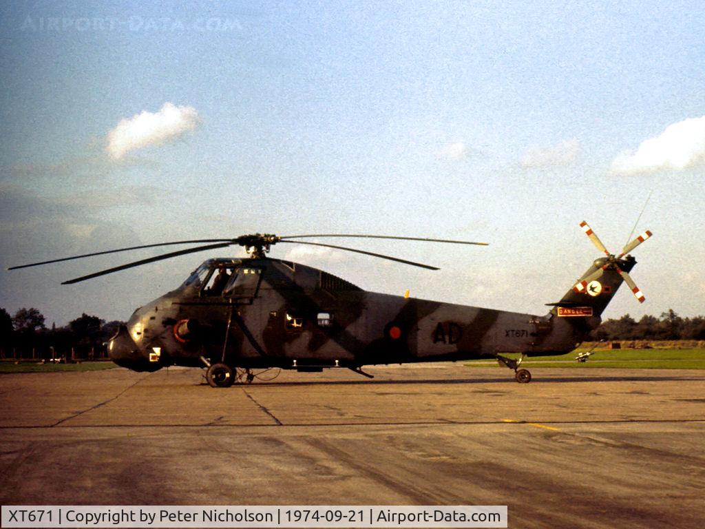 XT671, 1966 Westland Wessex HC.2 C/N WA539, Wessex HC.2 of 72 Squadron on display at the 1974 RAF Finningley Airshow.