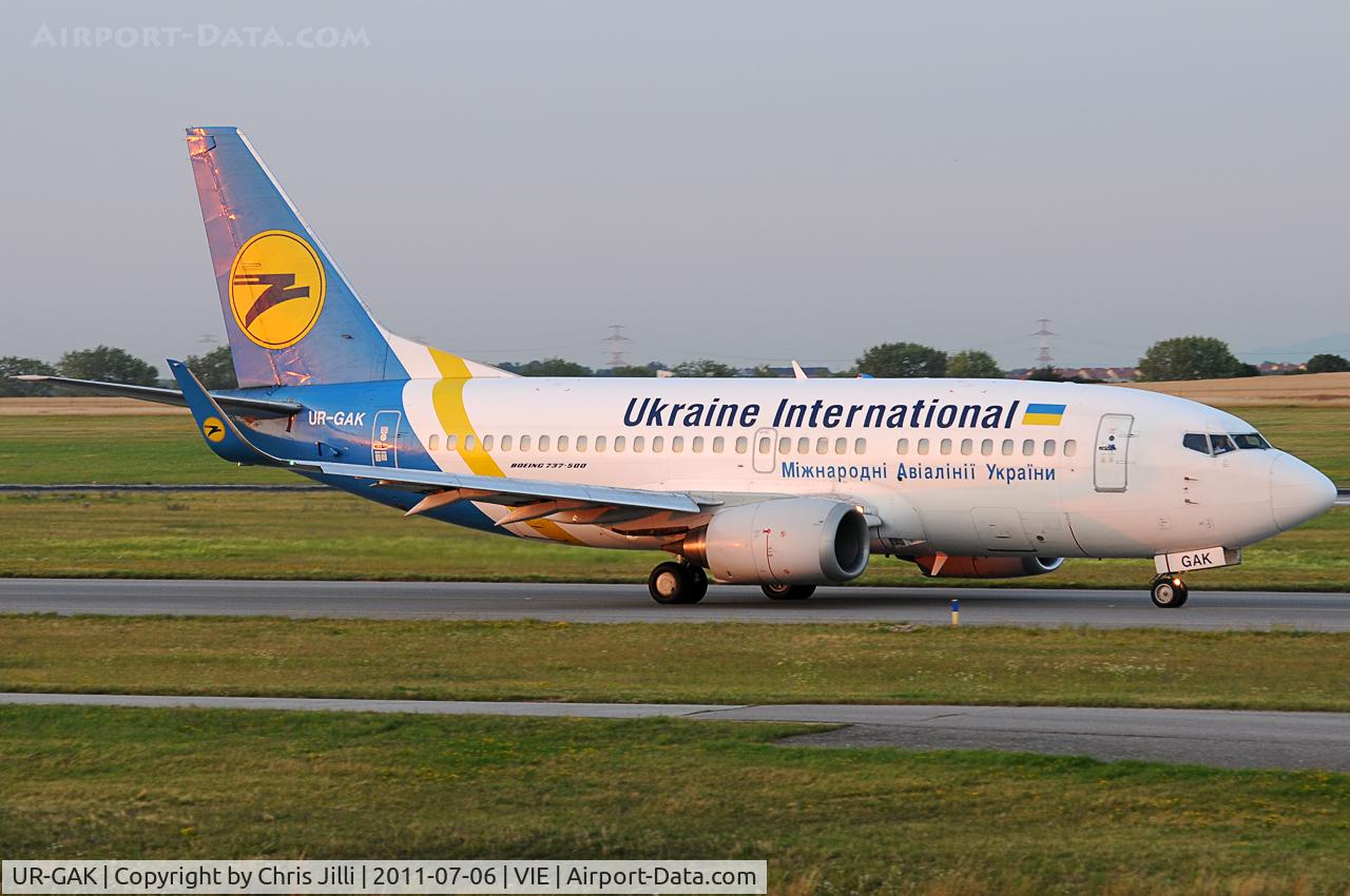 UR-GAK, 1992 Boeing 737-5Y0 C/N 26075, Ukraine International