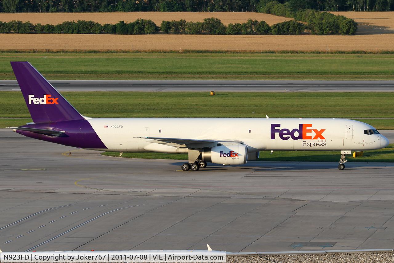 N923FD, 1992 Boeing 757-204 C/N 26266, FedEx