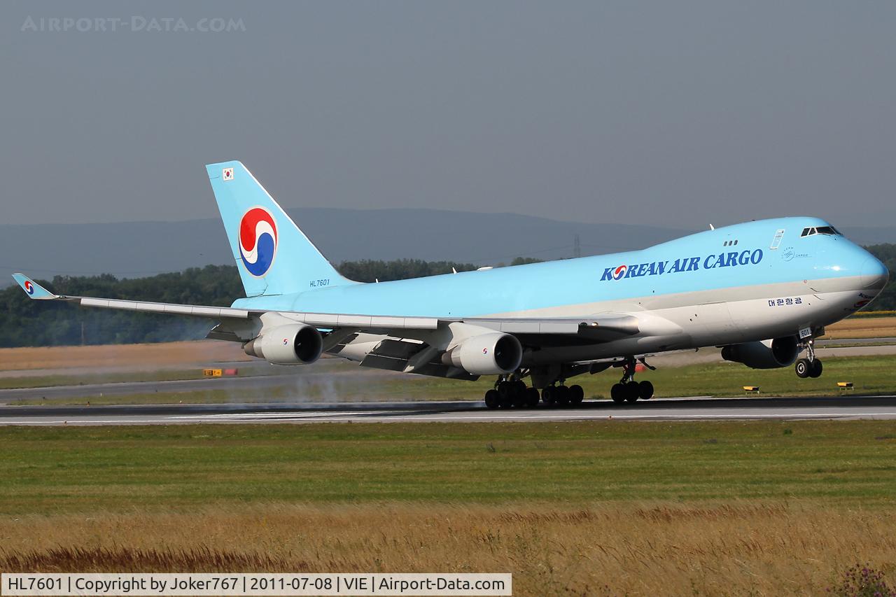 HL7601, 2004 Boeing 747-4B5F/SCD C/N 33949, Korean Air Cargo