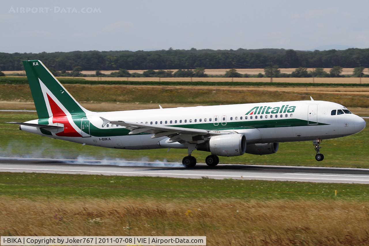 I-BIKA, 1999 Airbus A320-214 C/N 951, Alitalia