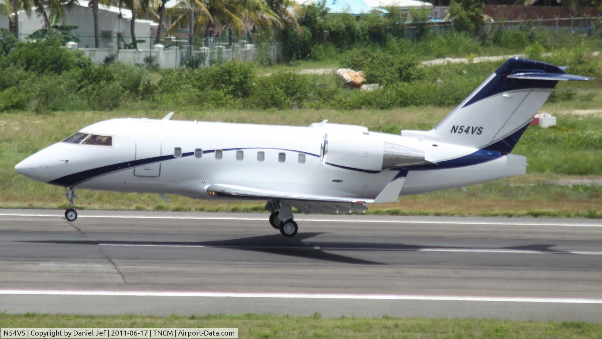 N54VS, 1995 Bombardier Challenger 601-3R (CL-600-2B16) C/N 5189, N54VS landing at TNCM