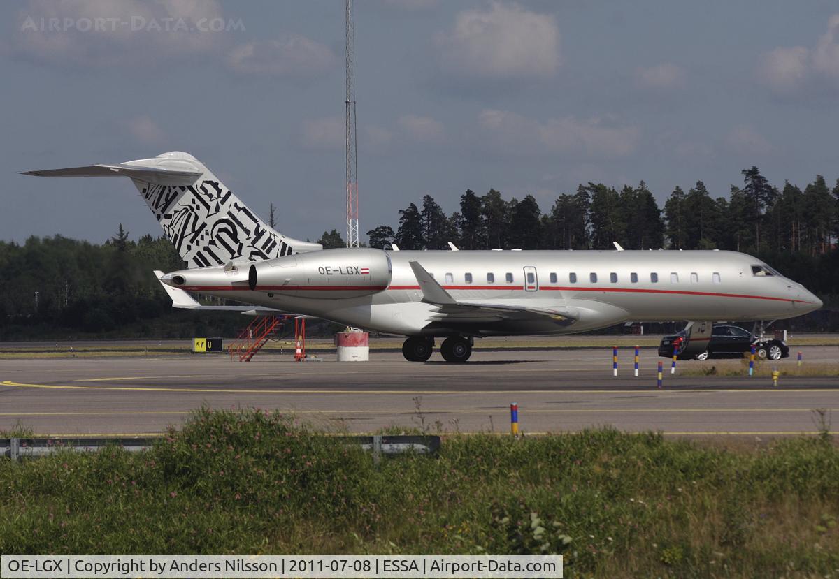 OE-LGX, 2008 Bombardier BD-700-1A10 Global Express C/N 9323, New logo on tail. Parked at ramp M.