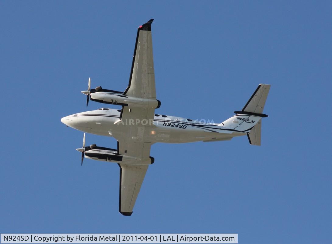 N924SD, Hawker Beechcraft 350 King Air (B300) C/N FL-693, Beech 350