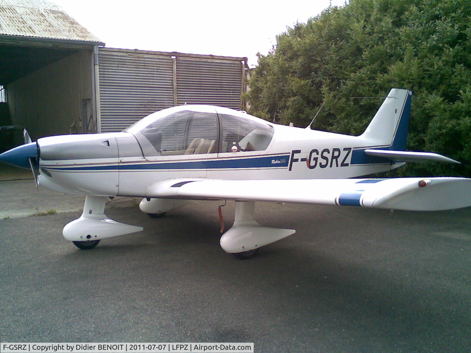 F-GSRZ, 1999 Robin HR-200-120B C/N 328, HR200-120
