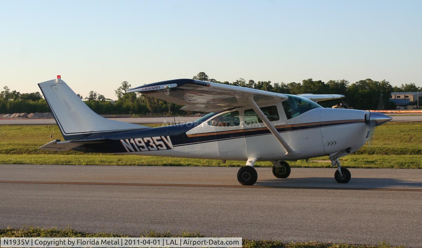 N1935V, 1965 Cessna 182H Skylane C/N 18256260, Cessna 182H