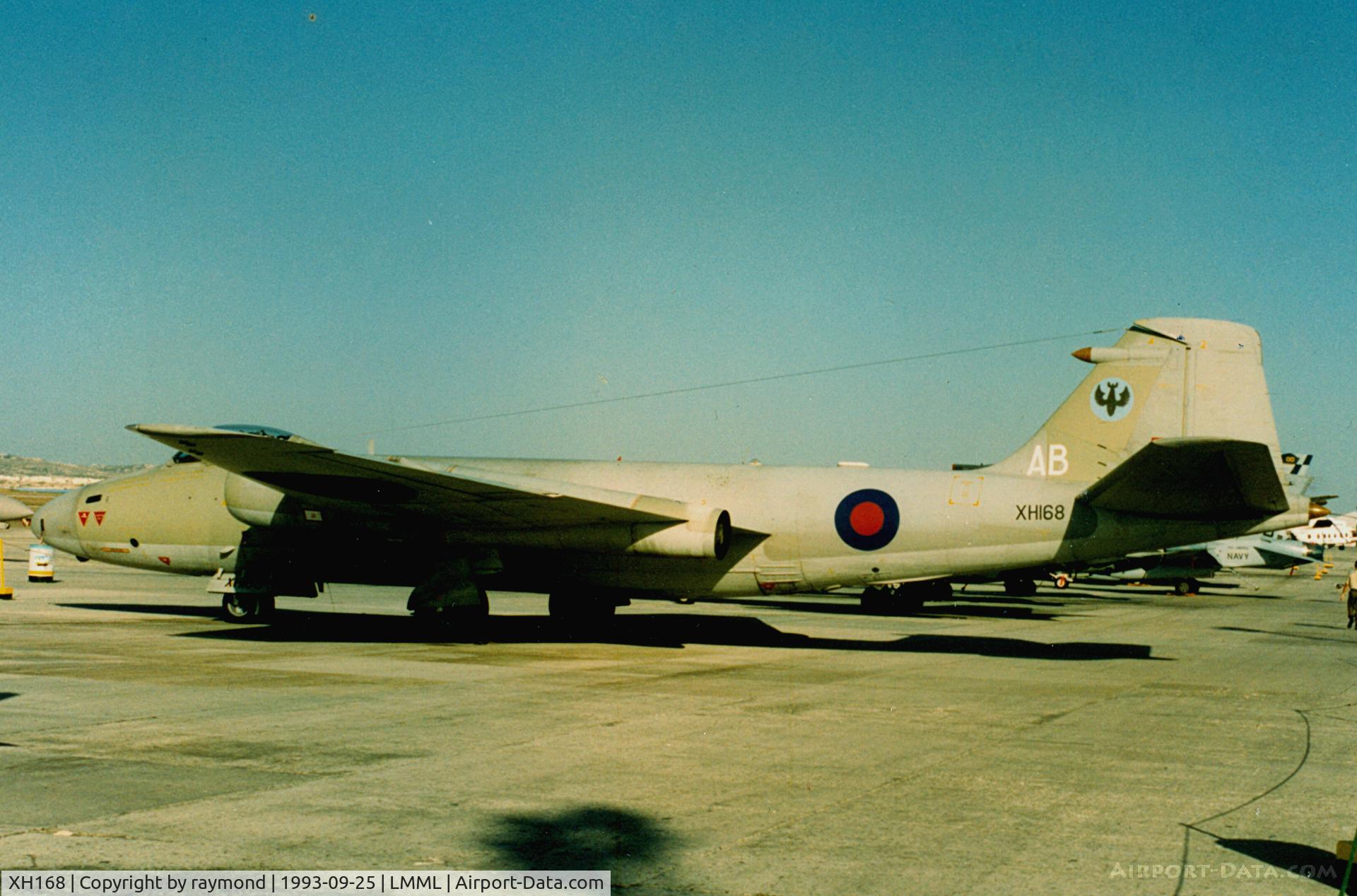 XH168, 1960 English Electric Canberra PR.9 C/N SH1732, Canberra PR9 XH168/AB 39Sqd RAF