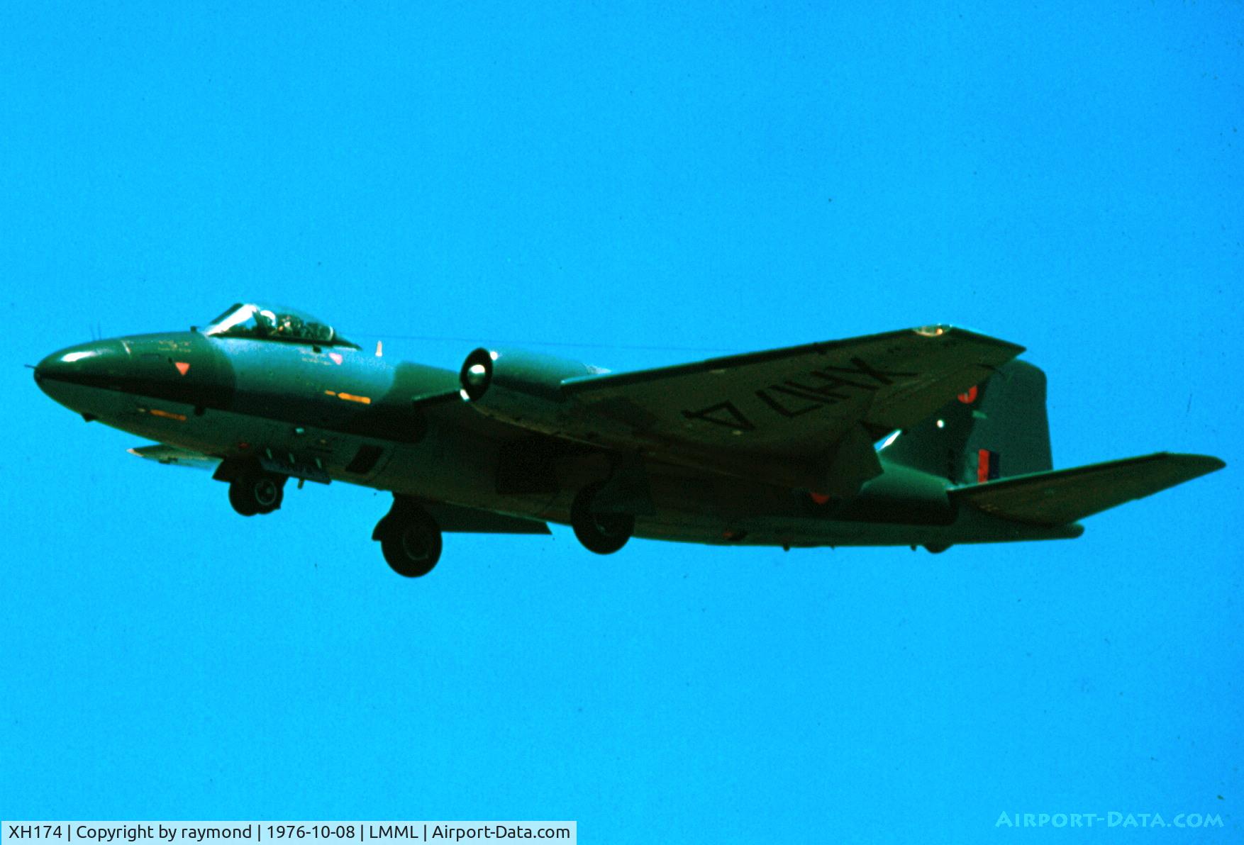 XH174, 1960 English Electric Canberra PR.9 C/N SH1738, Canberra PR9 XH174 13Sqd RAF