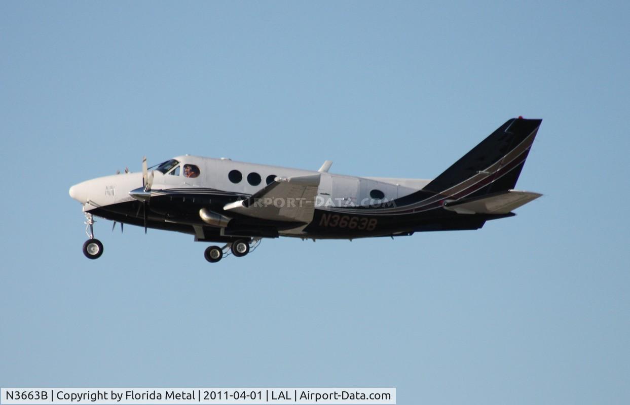 N3663B, 1980 Beech B100 King Air C/N BE-94, Beech B100