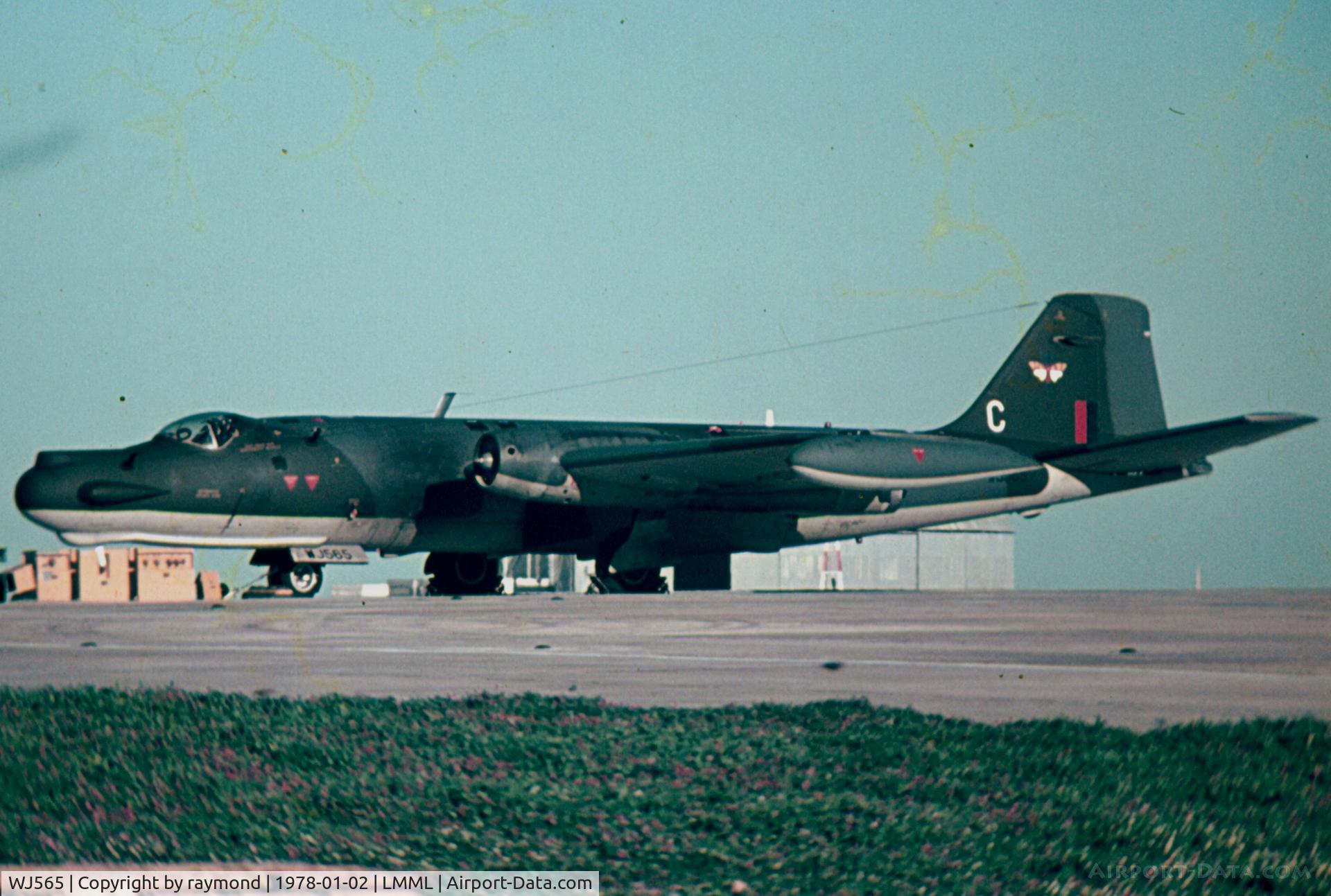WJ565, English Electric Canberra T.17 C/N EEP71148, Canberra T17 WJ565/C 360Sqd RAF