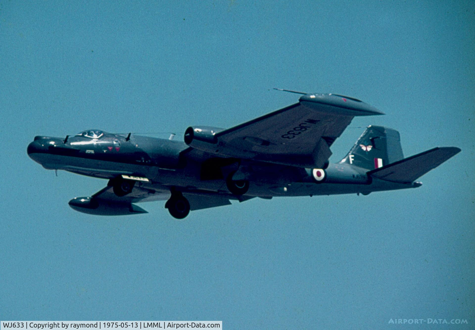 WJ633, 1954 English Electric Canberra T.17 C/N HP-200B, Canberra T17 WJ633/F 360Sqd RAF