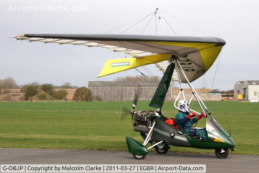 G-OBJP, 2001 Pegasus Quantum 15-912 C/N 7847, Pegasus Quantum 15-912 at Breighton Airfield in March 2011.