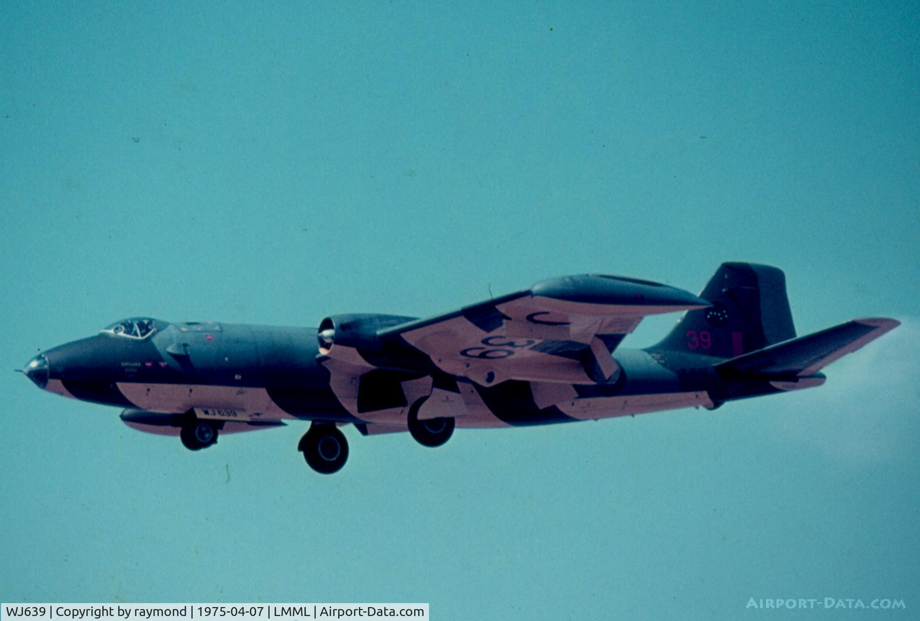 WJ639, English Electric Canberra TT.18 C/N HP-206B, Canberra TT18 WJ639/39 7Sqd RAF