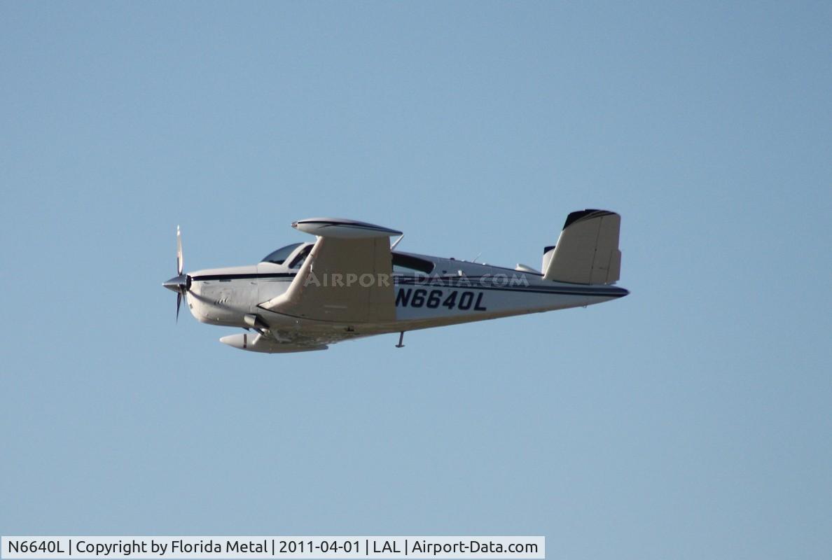 N6640L, 1979 Beech V35B Bonanza C/N D-10257, Beech V35B