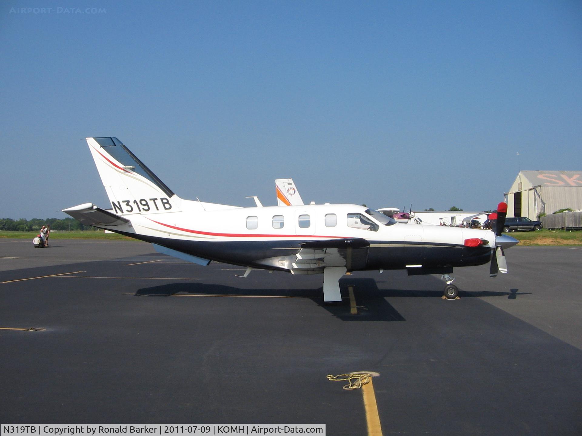 N319TB, 2005 Socata TBM-700 C/N 319, Orange
