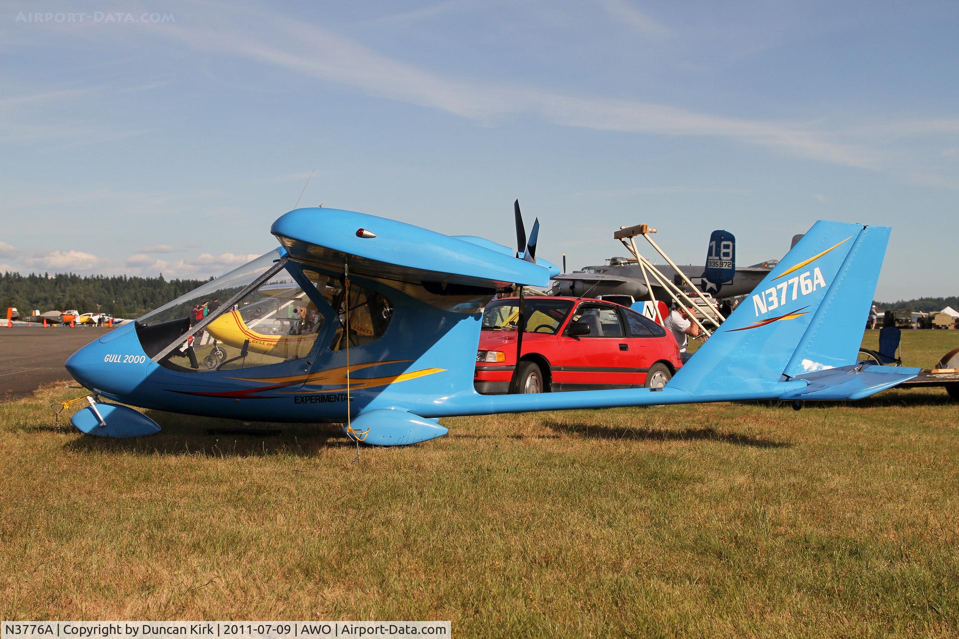 N3776A, 2000 Earthstar Gull 2000 C/N 001188, The AWO fly-in attracts many microlights