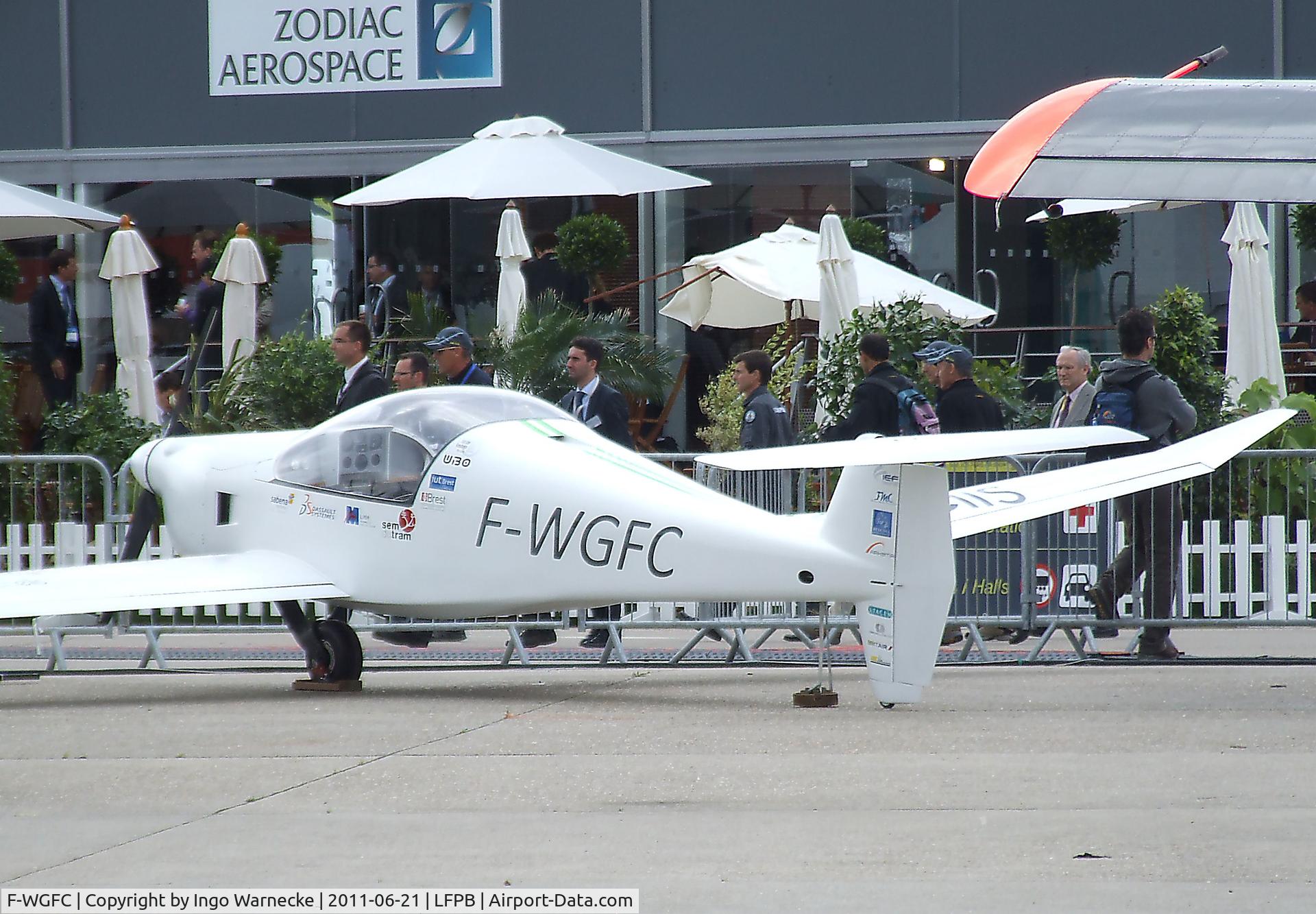 F-WGFC, Greenelis PXLD C/N 01, Greenelis PXLD at the Aerosalon 2011, Paris