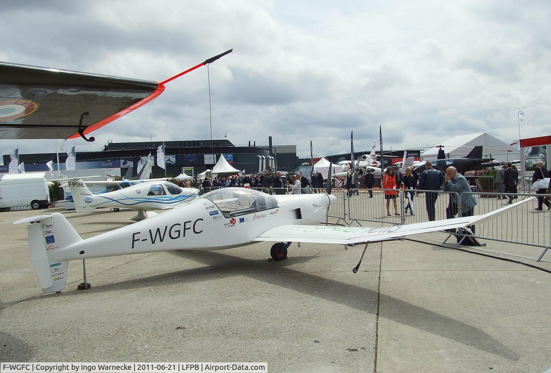 F-WGFC, Greenelis PXLD C/N 01, Greenelis PXLD at the Aerosalon 2011, Paris