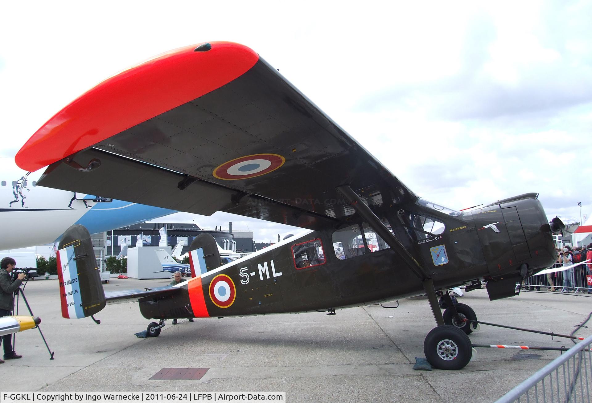 F-GGKL, 1960 Max Holste MH.1521M Broussard C/N 255, Max Holste MH.1521M Broussard at the Aerosalon 2011, Paris