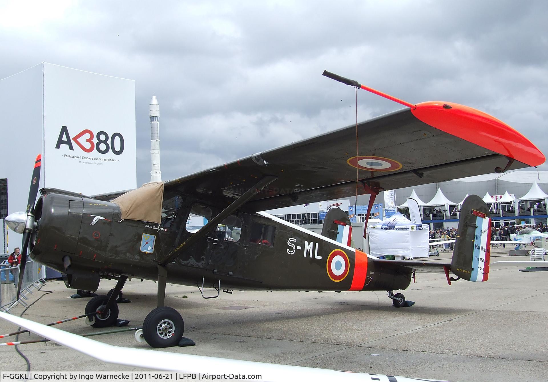 F-GGKL, 1960 Max Holste MH.1521M Broussard C/N 255, Max Holste MH.1521M Broussard at the Aerosalon 2011, Paris
