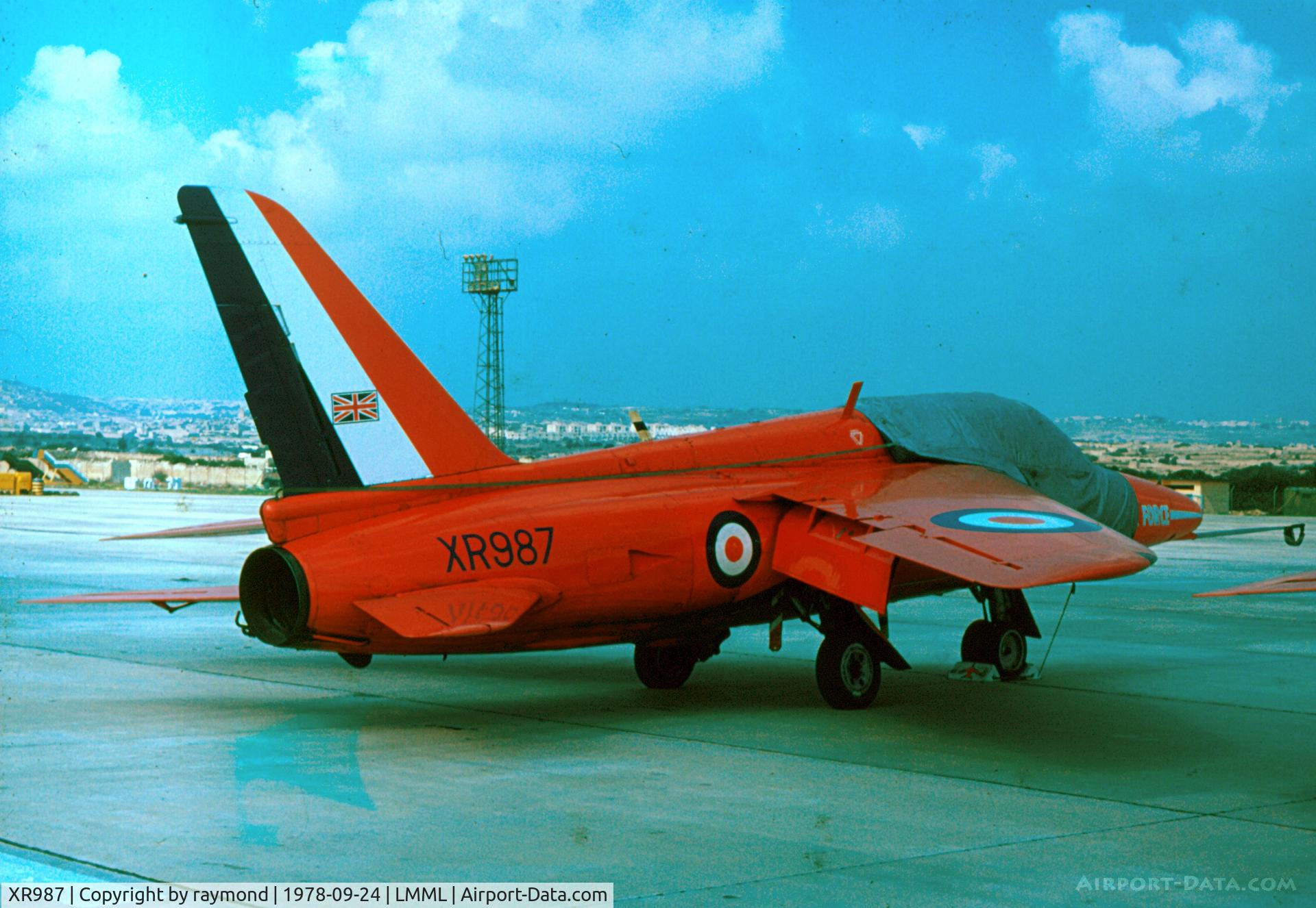 XR987, 1965 Hawker Siddeley Gnat T.1 C/N FL584, Gnat XR987 Red Arrows RAF