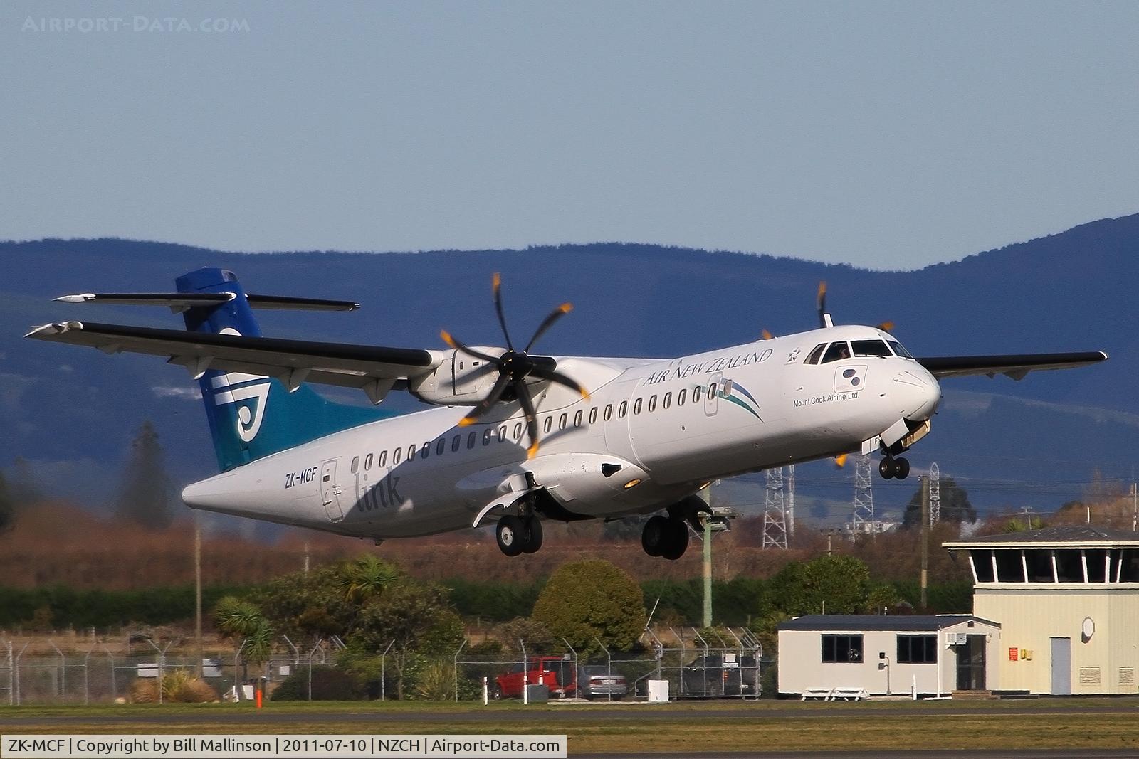 ZK-MCF, 1999 ATR 72-212A C/N 600, away from r/w 29