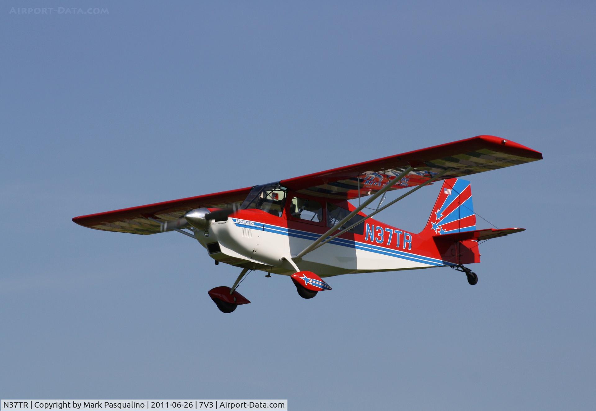 N37TR, 1996 American Champion 8KCAB Super Decathlon C/N 775-96, American Champion 8KCAB