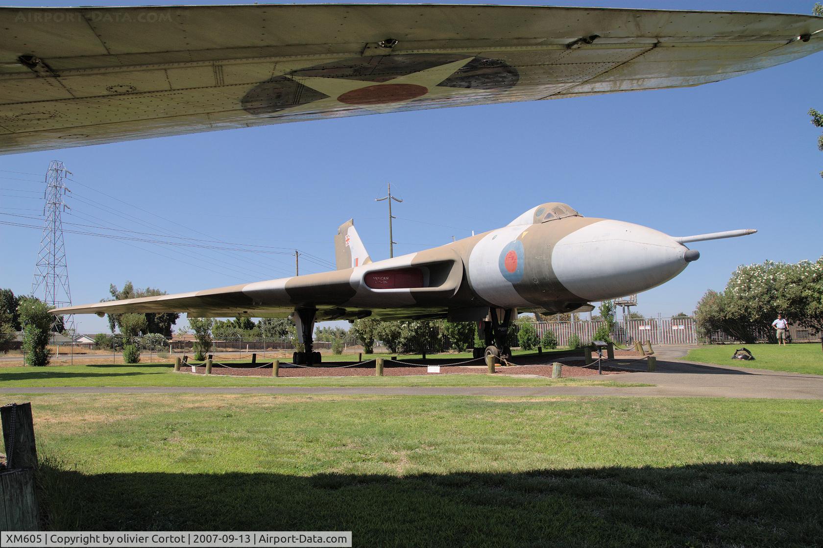 XM605, 1963 Avro Vulcan B.2 C/N Set 69, Part of the beautiful Castle air museum in California