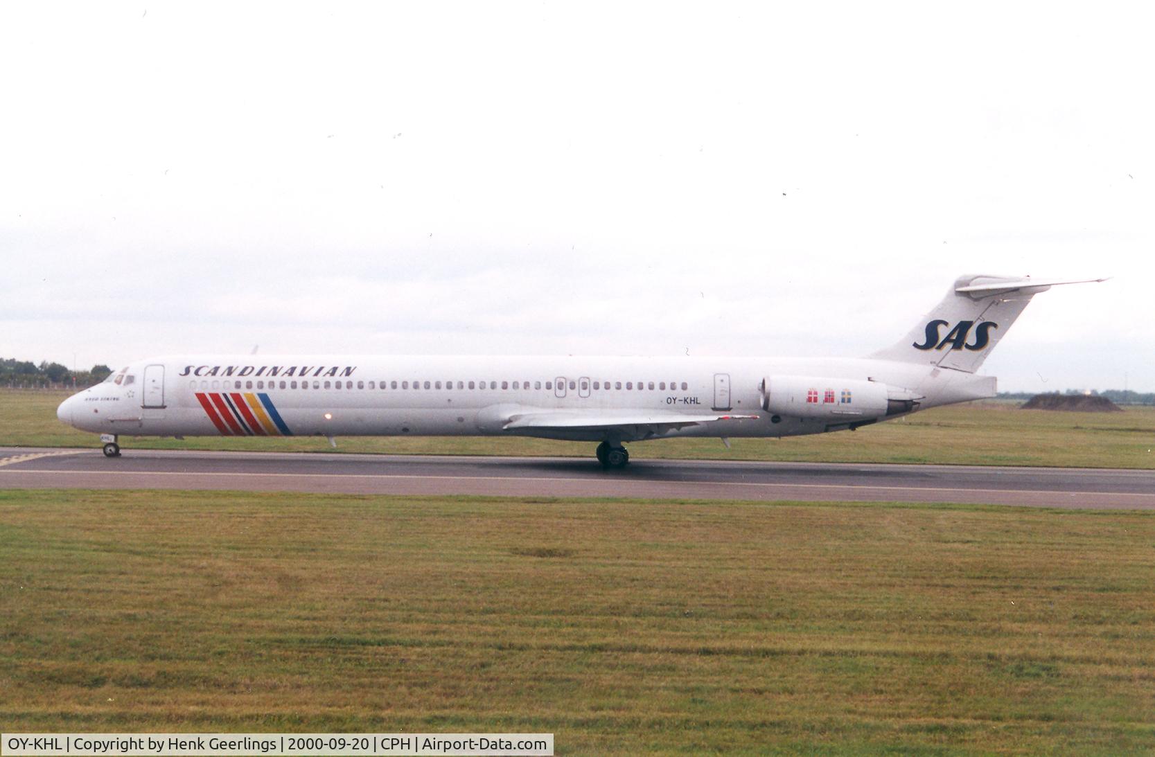 OY-KHL, 1989 McDonnell Douglas MD-82 (DC-9-82) C/N 49911, SAS