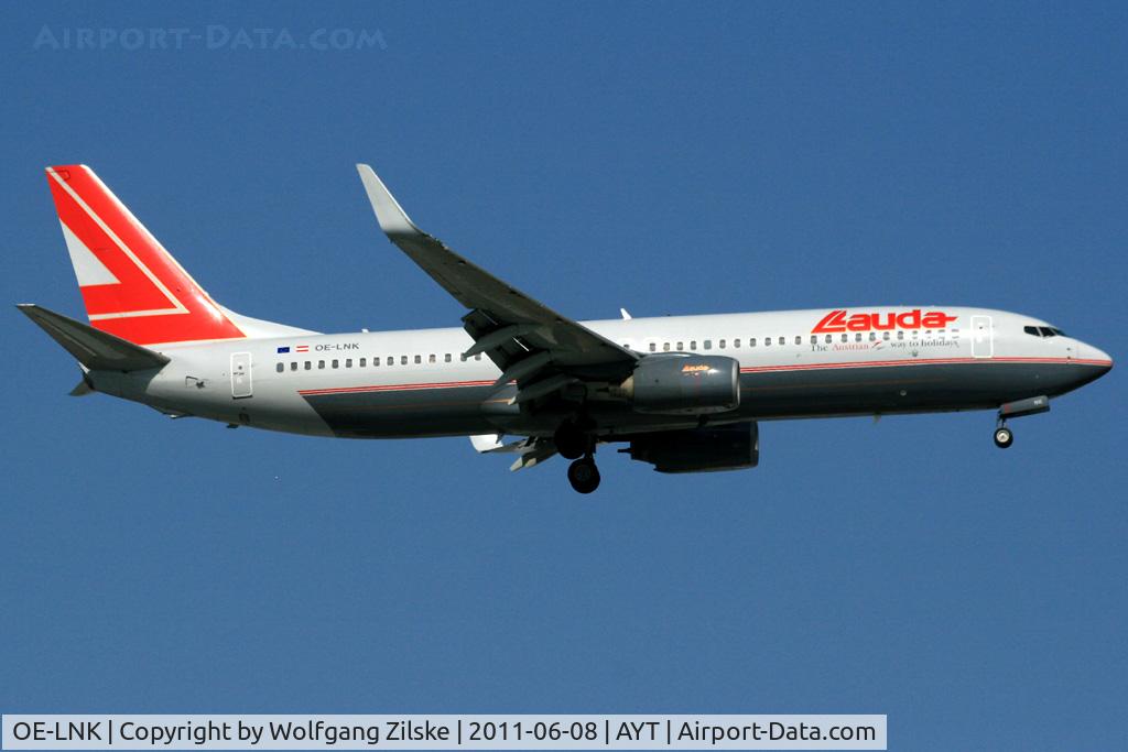 OE-LNK, 1999 Boeing 737-8Z9 C/N 28178, visitor