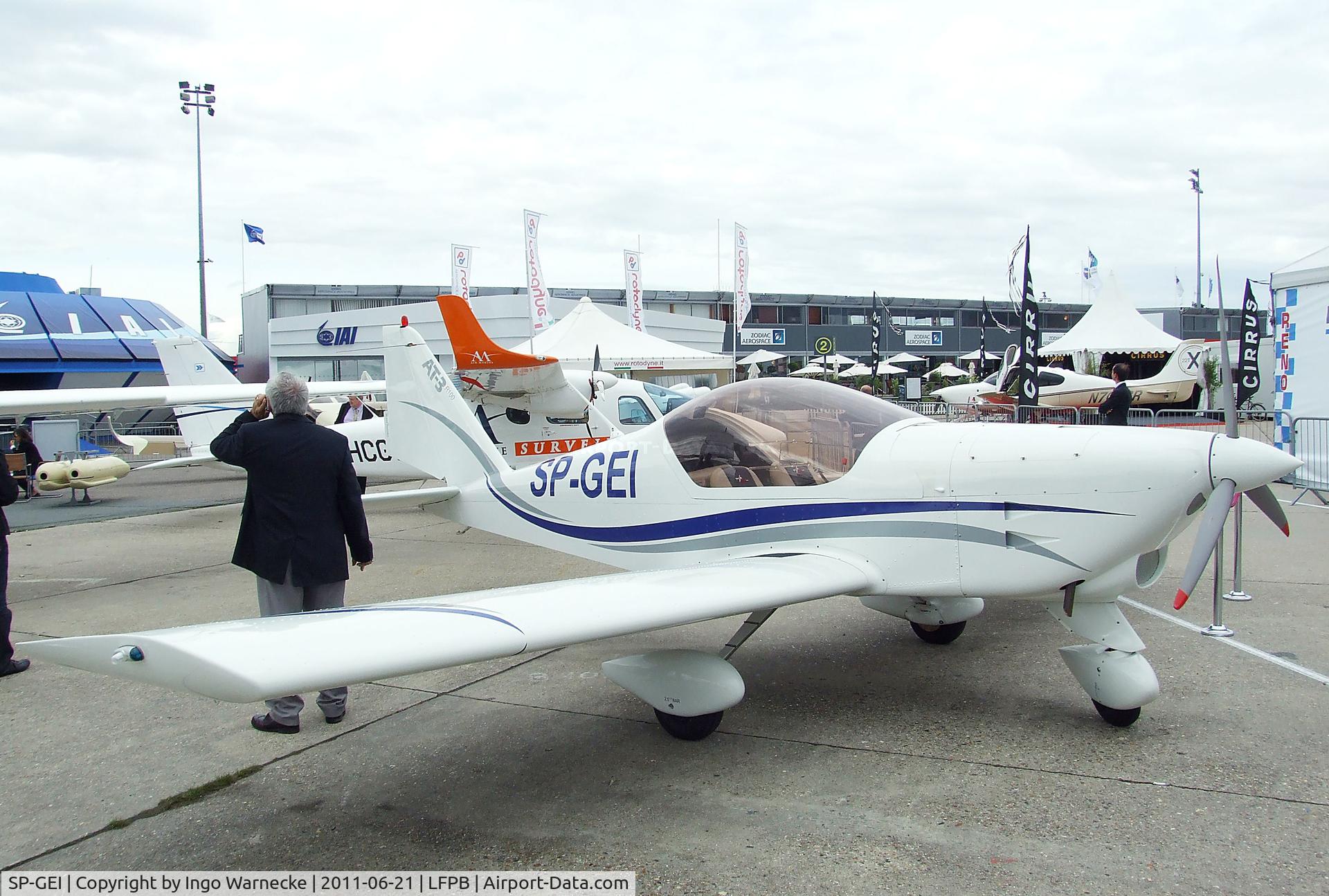 SP-GEI, Aero AT-3 C/N AT3-047, Aero AT-3 at the Aerosalon 2011, Paris