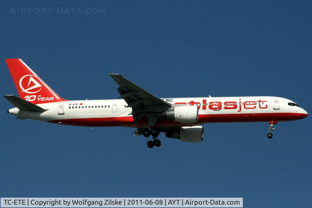 TC-ETE, 2001 Boeing 757-2Q8 C/N 30044, visitor