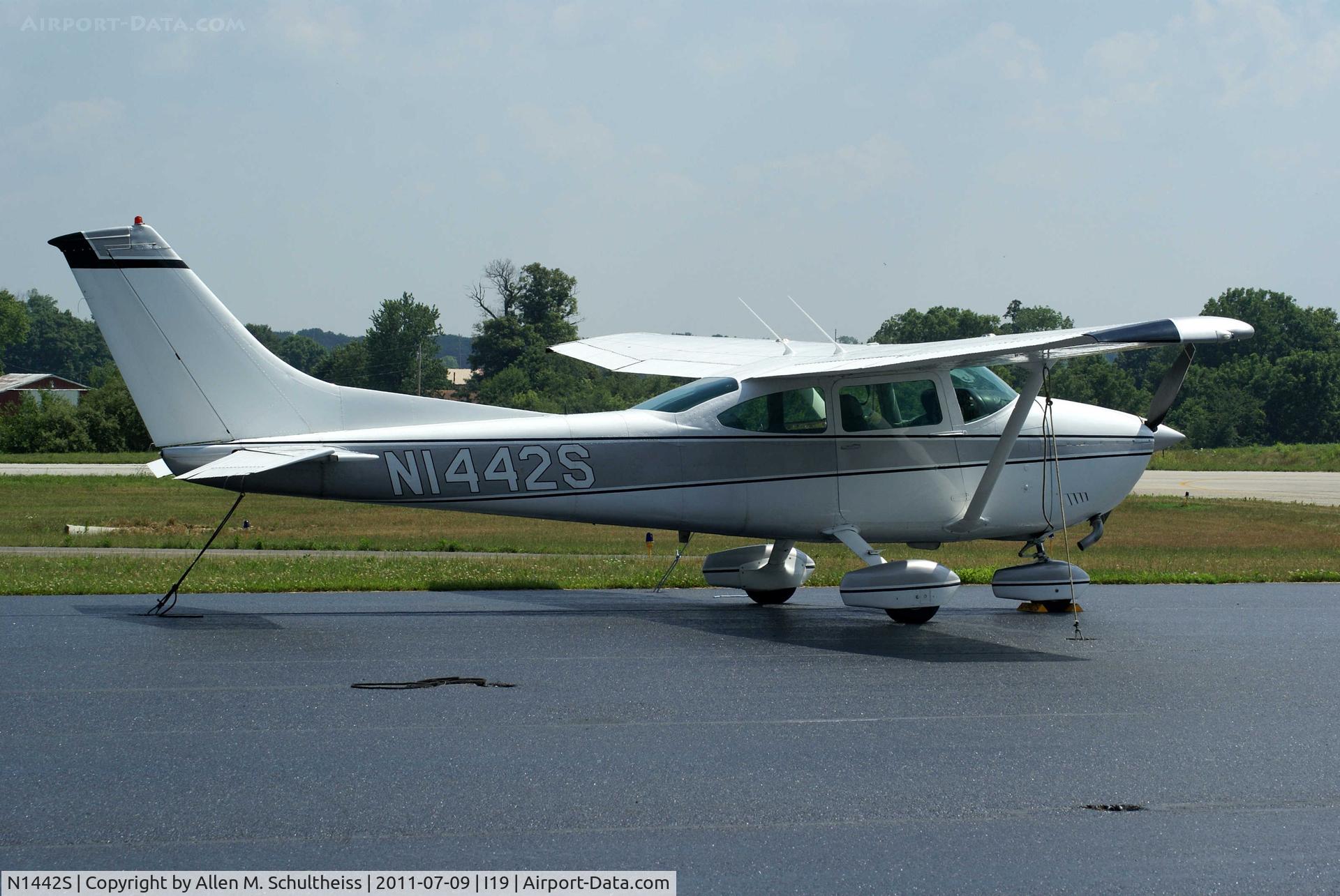 N1442S, 1976 Cessna 182P Skylane C/N 18264990, 1976 Cessna 182P