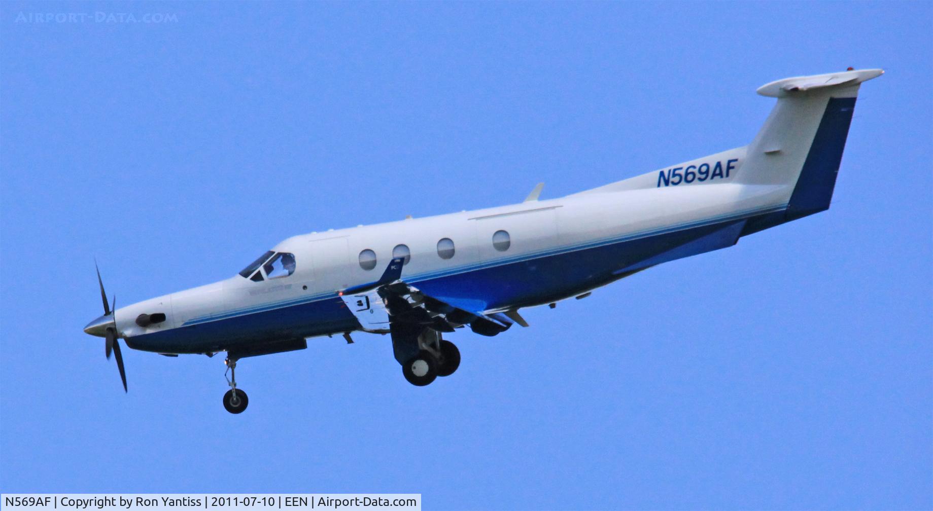 N569AF, 2004 Pilatus PC-12/45 C/N 569, Steep turn on approach to Keene, NH