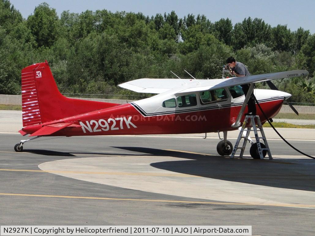 N2927K, 1979 Cessna 180K Skywagon C/N 18053132, Refueling