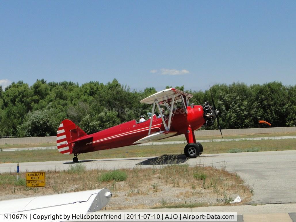 N1067N, 1943 Boeing E75 C/N 75-5313, Taxiing for take off
