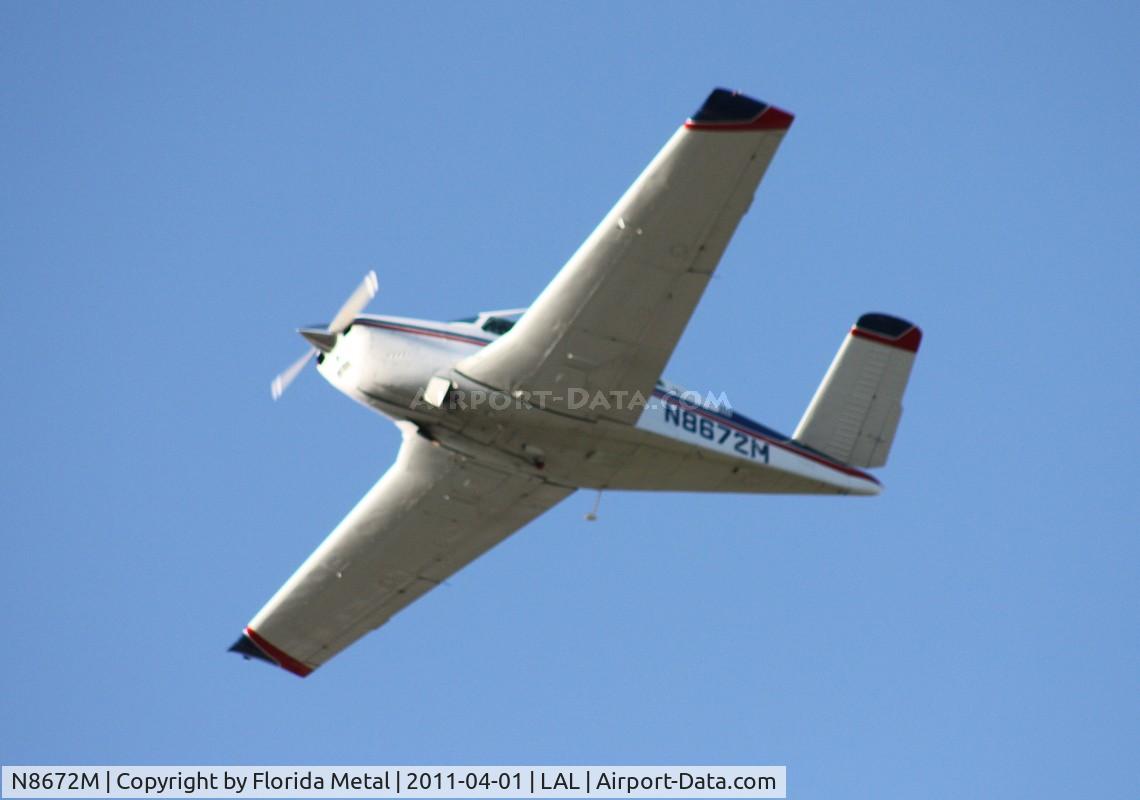N8672M, 1963 Beech P35 Bonanza C/N D-7266, Beech P35