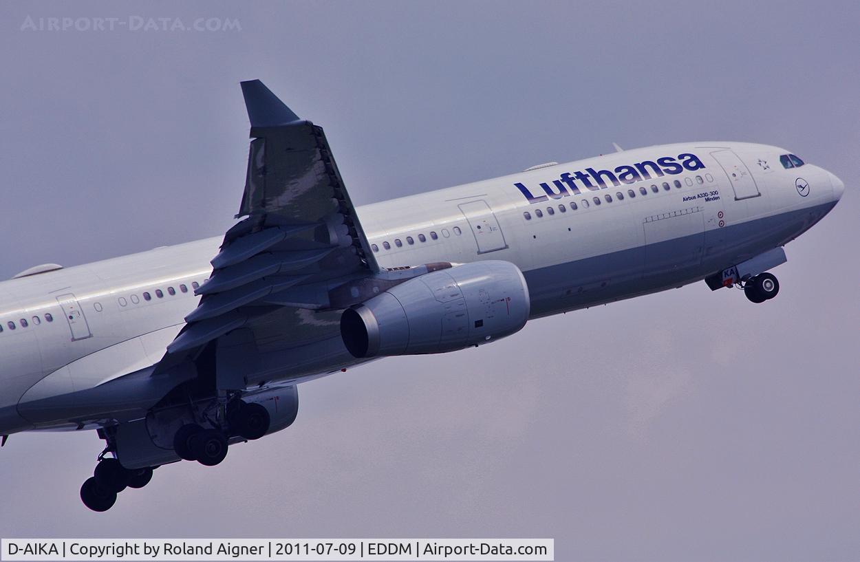 D-AIKA, 2004 Airbus A330-343X C/N 570, ............