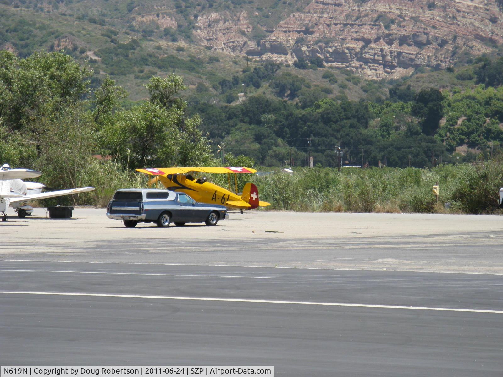 N619N, 1961 CASA 1-131E Jungmann C/N 2188, 1961 C.A.S.A. BU 1.131E Bucker JUNGMANN, taxi (wrong way Corrigan?)