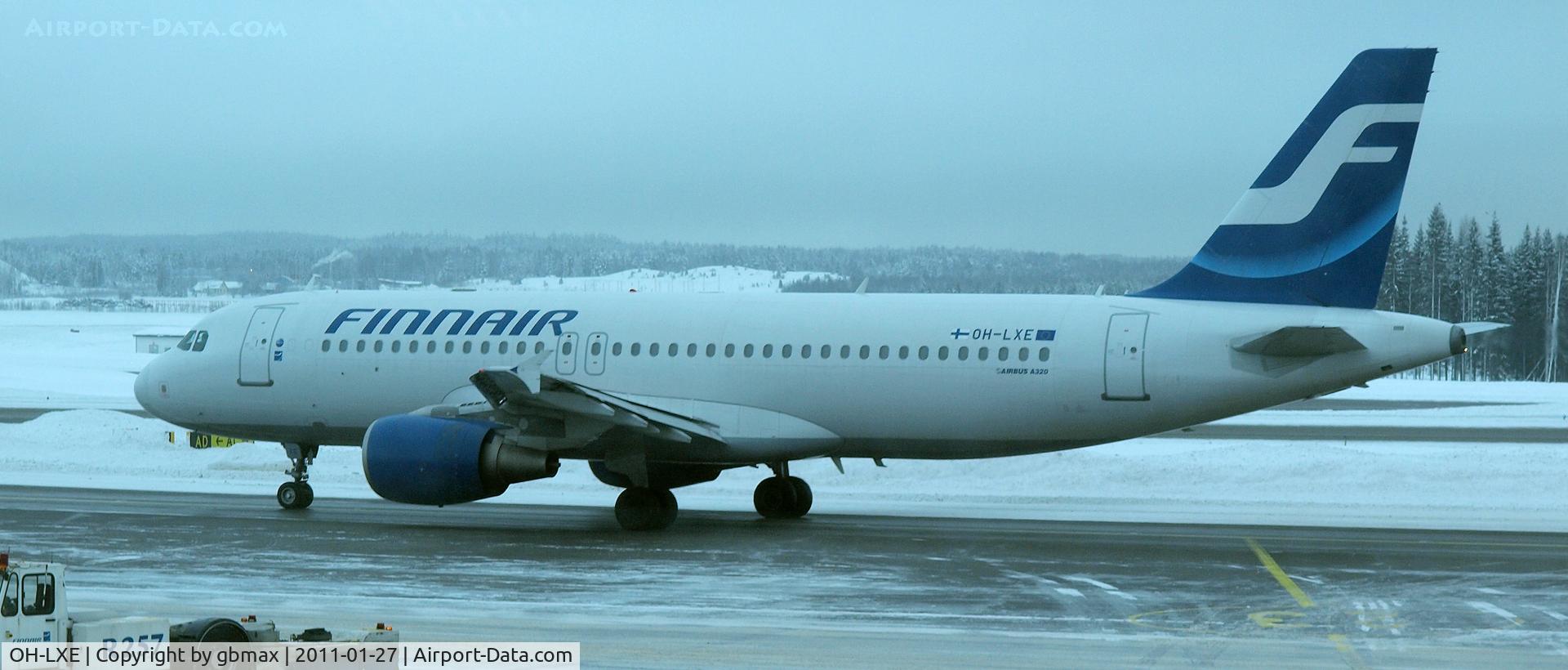 OH-LXE, 2001 Airbus A320-214 C/N 1678, @ Helsinki Airport