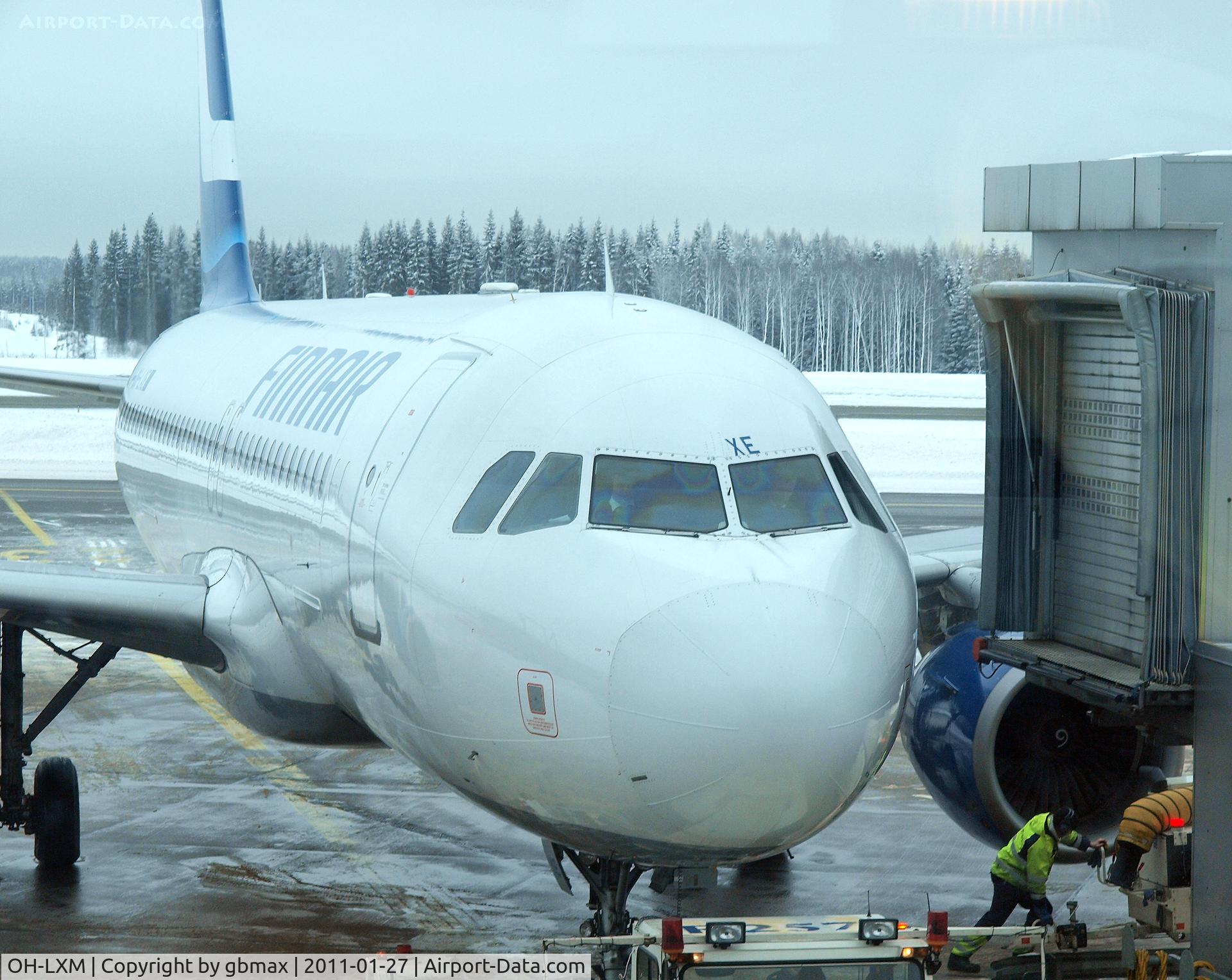 OH-LXM, 2003 Airbus A320-214 C/N 2154, @ Helsinki Airport