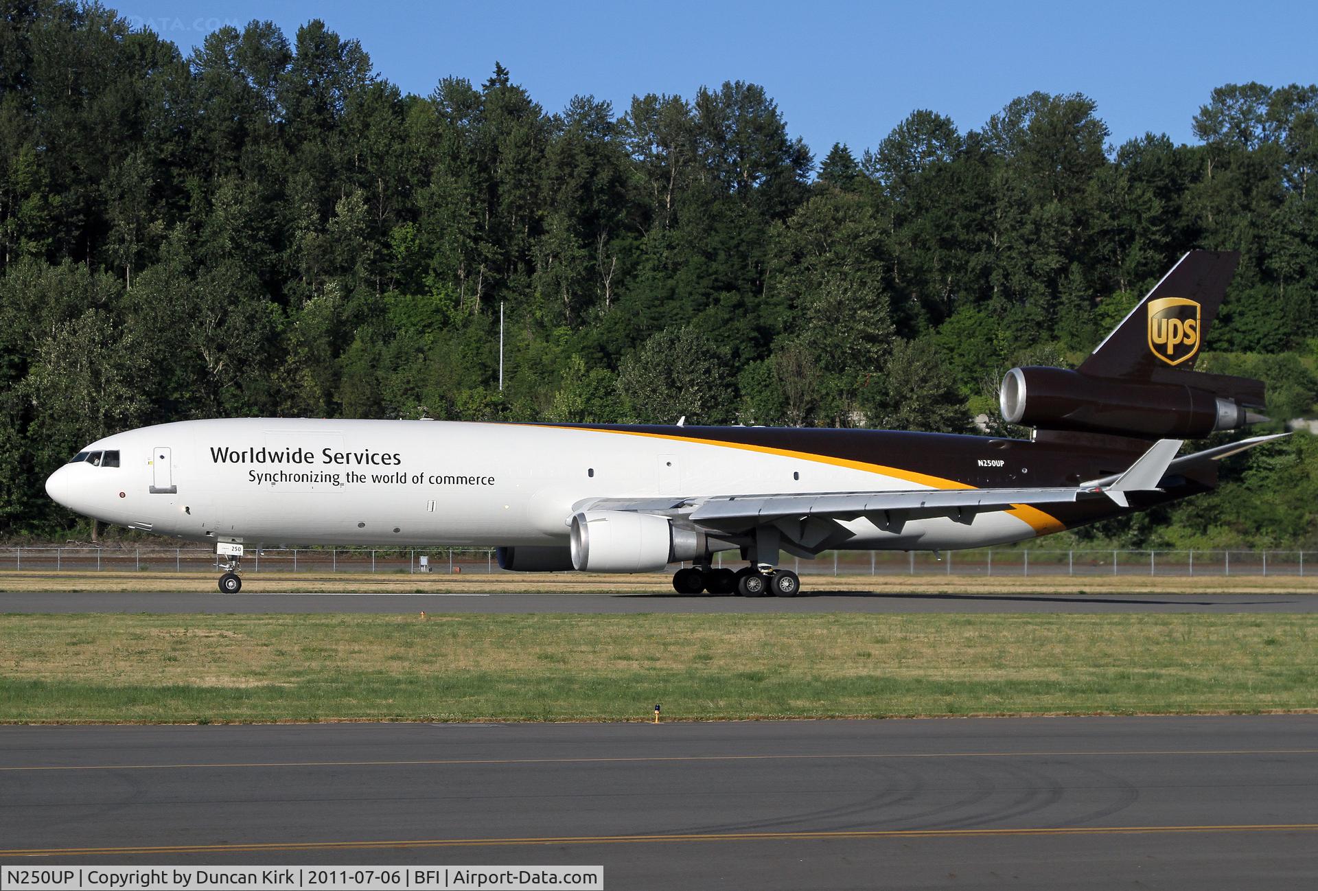 N250UP, 1995 McDonnell Douglas MD-11F C/N 48745, A quick turn around  and it's off to Louiseville