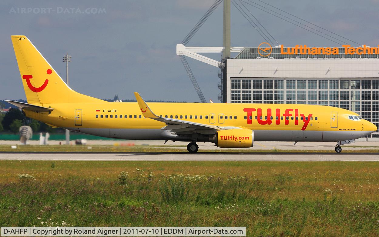 D-AHFP, 2000 Boeing 737-8K5 C/N 27988, .......