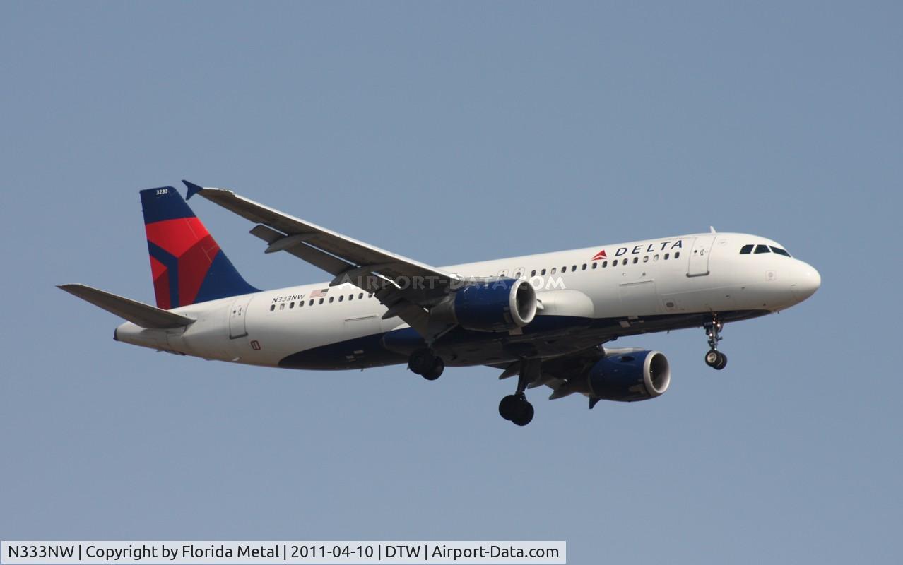 N333NW, 1992 Airbus A320-211 C/N 329, Delta A320
